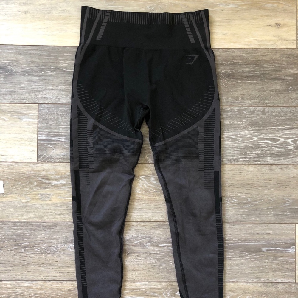 Geo Seamless Leggings